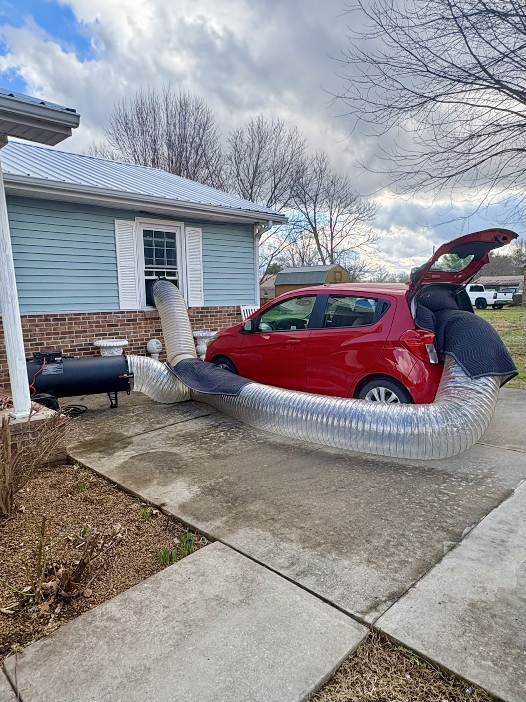 EcoForce bed bug heat treatment setup for a Sumner County home